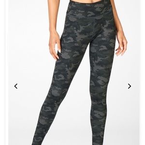 camo leggings, FABLETICA, mid rise